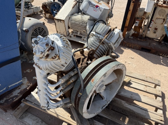 GARDNER DENVER MODEL: ADR SERIES TWIN PISTON RECIPROCATING INDUSTRIAL AIR COMPRESSOR