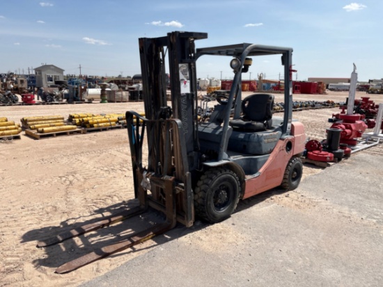 Toyota 8FGU25 5,000lb forklift