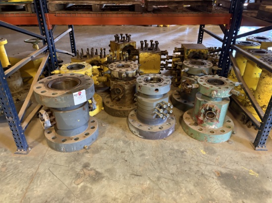 (6x$) (5) 7-1/16 Braden heads & (1) 11 x 26 spool w/ 2 outlets