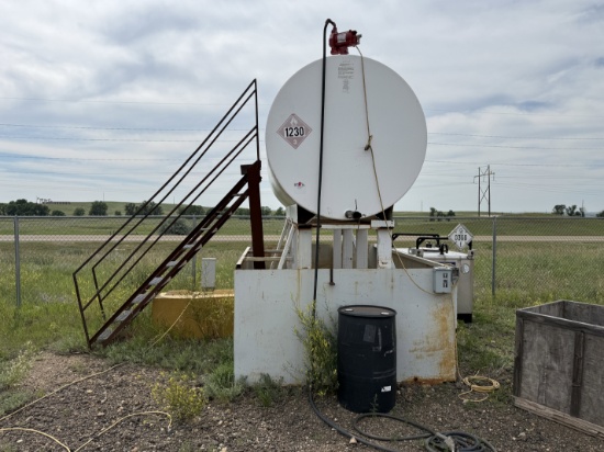 2,000 GALLON FUEL TANK W/ 11L x 8W X 4H CONTAINMENT SKID, PLATFORM, STAIRWAY, HOSE, NOZZLE, & PUMP