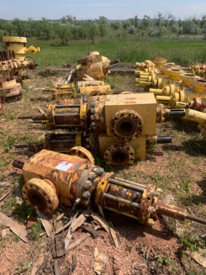 (9x$) 7-1/16 10k Hydraulic Gate Valves