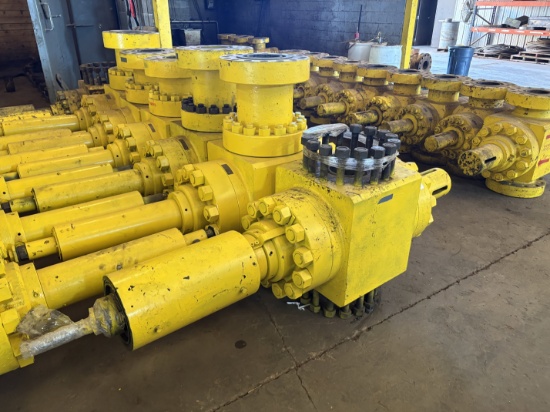 (2 x $) 7-1/16 15k hydraulic frac valves, field ready