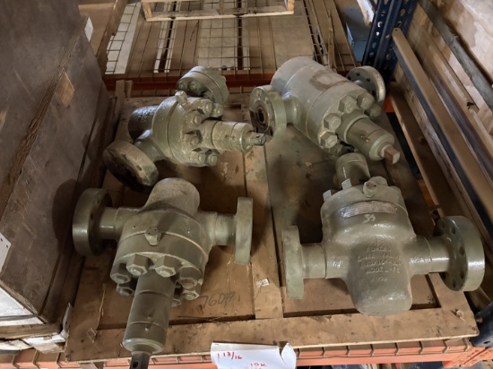 (9) 2-9/16 5k & (4) 1-13/16 10k gate valves