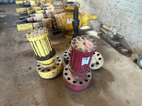 (2) hydraulic valve actuators & bonnet flange parts