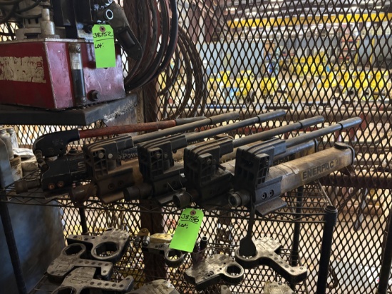 (5) ENERPAC & power team manual hydraulic oil pumps