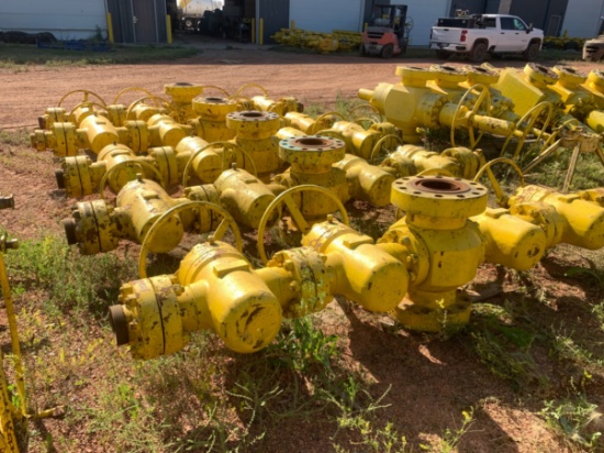 (5x$) 7-1/16 10k Fluid Crosses w/ (20) 4-1/16 10k Gate Valves
