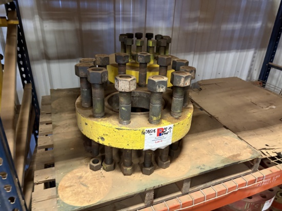 (5 pallets) w/ (4) assorted DSAs & (3) RL7 upper casing clamps