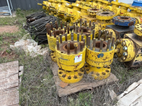 (4) 7-1/16 x 16 spools w/ DSAs & (2) pallets of hydraulic hoses