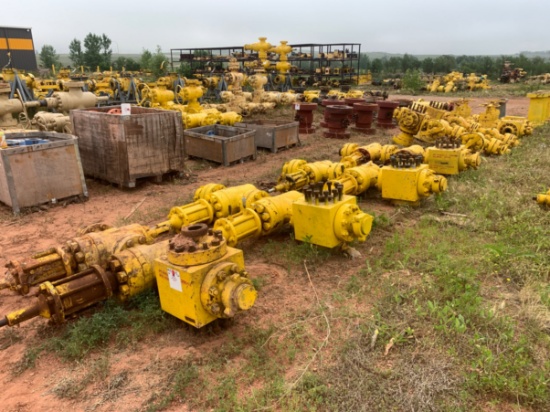 (8x$) 4-1/16 10k Studded Fluid Crosses w/ (16) 4-1/16 10k Gate Valves