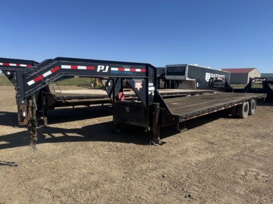 2019 PJ 30' TANDEM DUAL WHEEL FLATBED GOOSENECK TRAILER