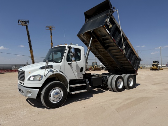 2012 FREIGHTLINER M2 106 T/A DAYCAB DUMP TRUCK