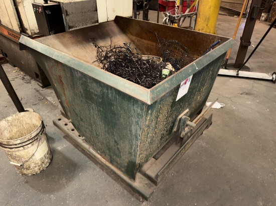 3-4 CUYD SELF-DUMPING ROLLING HOPPER