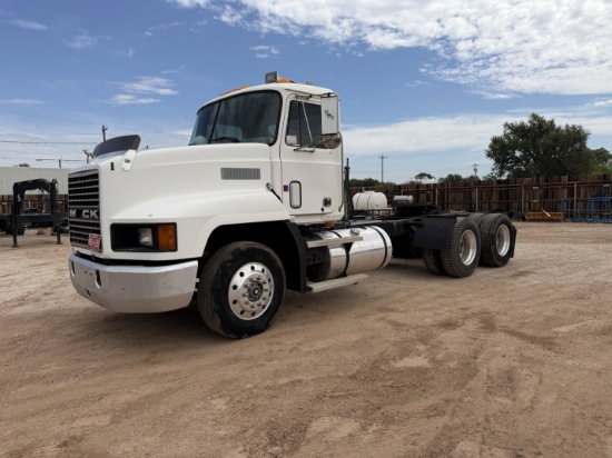 1992 Mack CH613 DAYCAB Haul Truck