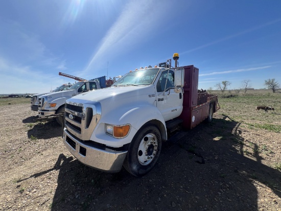 2007 Ford F-650 Super Duty Roustabout Truck