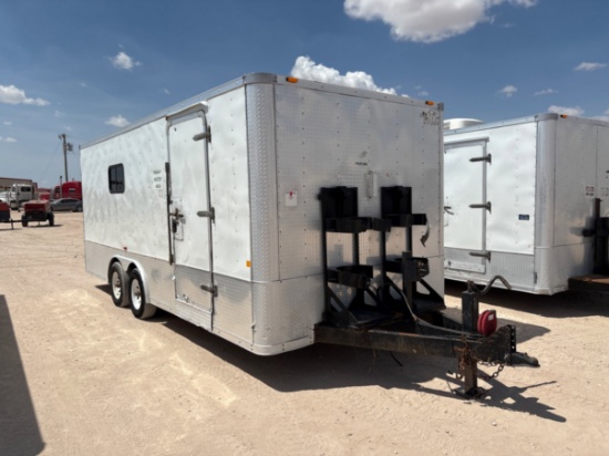 2013 MIDDLEBURY TRAILERS 20 X 100 T/A BUMPER PULL DOGHOUSE TRAILER