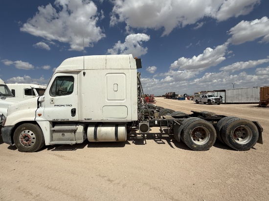 2011 FREIGHTLINER CASCADIA T/A 64 SLEEPER TRUCK (INOP)