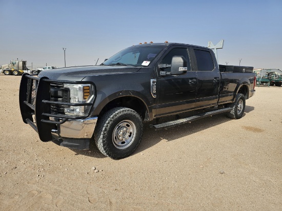 2018 FORD F-250 SUPER DUTY CREW CAB PICKUP TRUCK