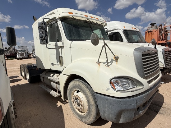 2007 Freightliner Columbia 120 T/A Sleeper Truck (Inop)