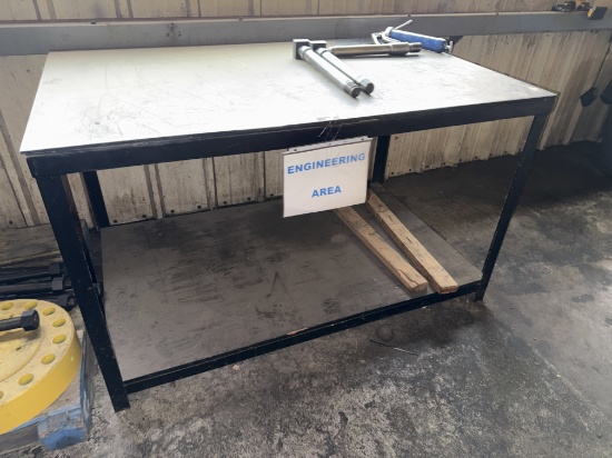 5 x 3 x 3 HEAVY DUTY METAL WORK TABLE
