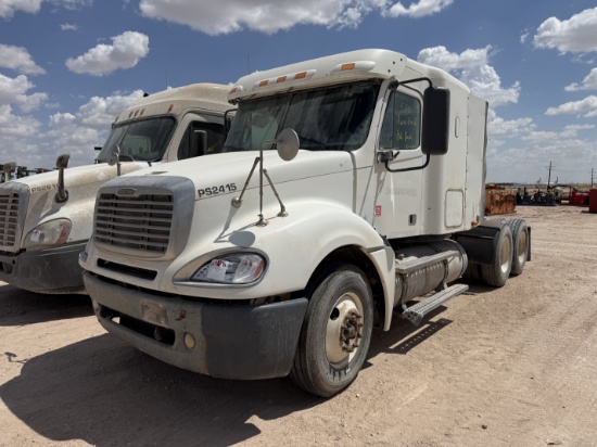 2007 Freightliner Columbia 120 T/ Sleeper Truck (Inop)