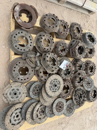 PALLET OF (22) PRESSURE PLATE CLUTCH ASSEMBLIES & (16) 9 & 11 CLUTCH PLATES