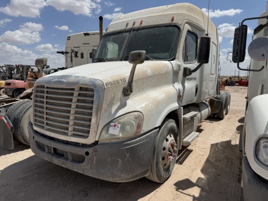 2013 FREIGHTLINER CASCADIA T/A 64 SLEEPER TRUCK (INOP)