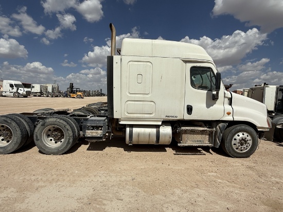 2014 FREIGHTLINER CASCADIA T/A 64 SLEEPER TRUCK (INOP)