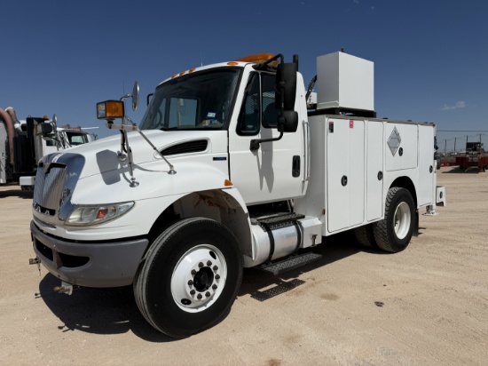2010 International Durastar 4400 Utility/Service Truck
