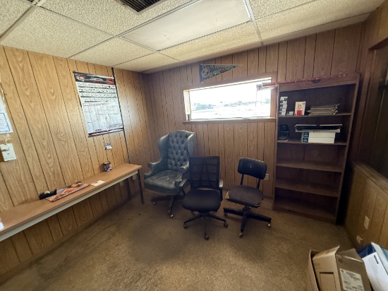 ROOM W/ (2) BOOK SHELVES, 5x2 TABLE, & (3) CHAIRS