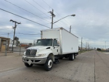 2009 INTERNATIONAL DURASTAR 4400 S/A 26' BOX TRUCK