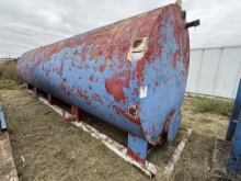 40L x 8W x 10H FUEL TANK 8DIA x 28L, SKIDDED