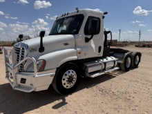 2009 FREIGHTLINER CASCADIA T/A DAYCAB WINCH TRUCK