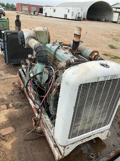 Detroit diesel 6-71 engine with torque converter