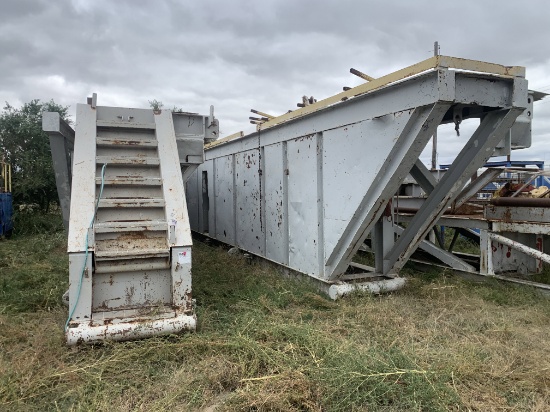 LEE C MOORE 126 x 16'6" x 350K LBS MAST & 40'L x 22'W x 12'H CENTER LOAD SUBSTRUCTURE