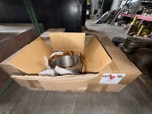 PALLET W/ (14) 7-1/16 15K WP GATE VALVE SEATS