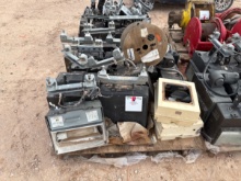 Pallet of (13) floodlights