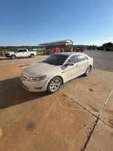2010 Ford Taurus 4 Door Sedan