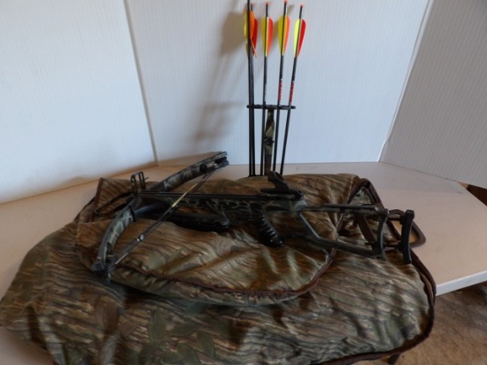 Barnett X-Bow RC-150 w/Case, 5 Arrows