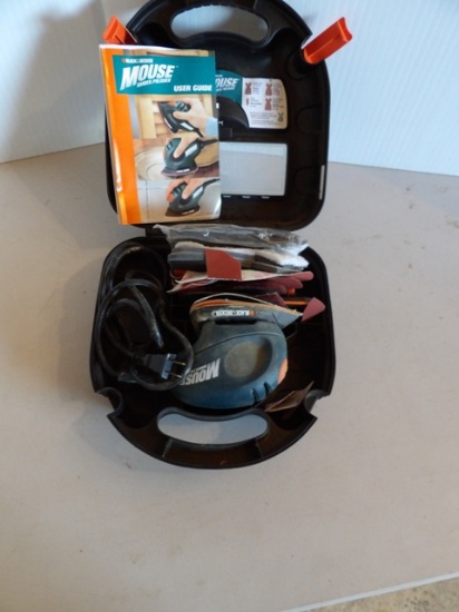 B-D Mouse w/Case & Acc.