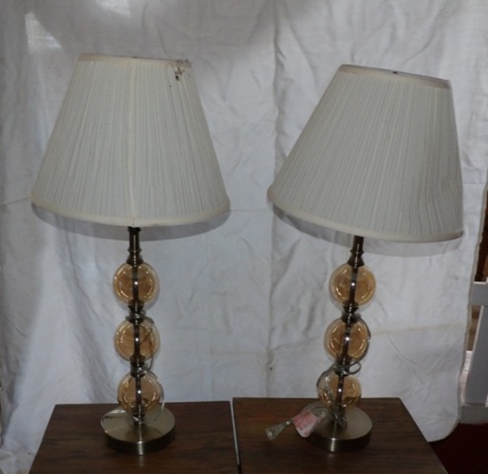 2 Lamps