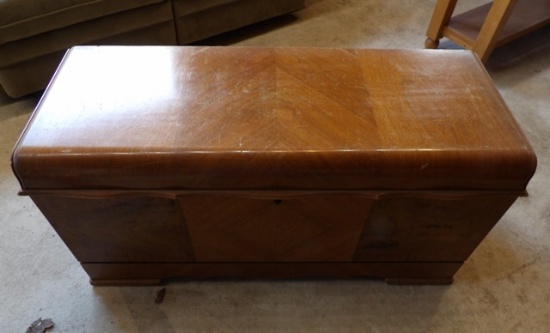 Lane Cedar Chest
