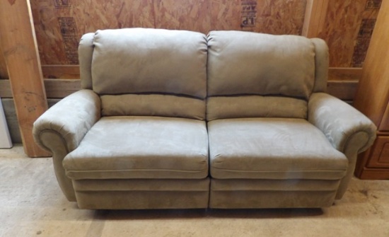 Dual Reclining Love Seat "Lane Furniture"
