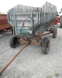 Wood Flair Box on IH Gear w/Hoist