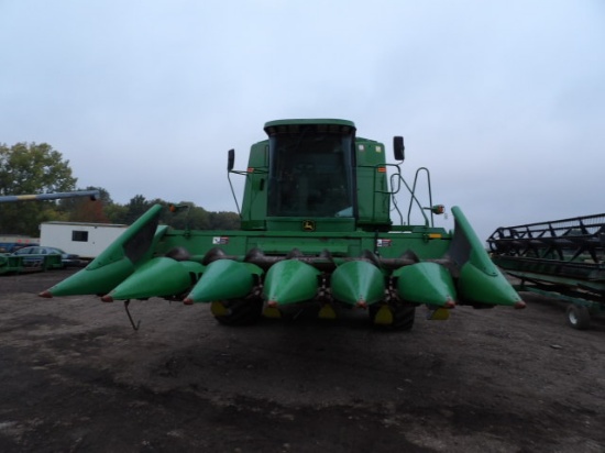 1991 JD 9500 Combine