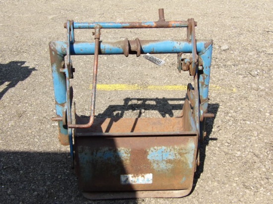 Ford 706 Slip Scoop