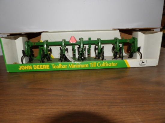 JD Toolbar Minimum till Cultivator
