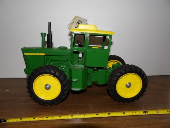 JD 4WD w/Cab