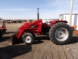 Case IH 995 w/IH 2250 Loader