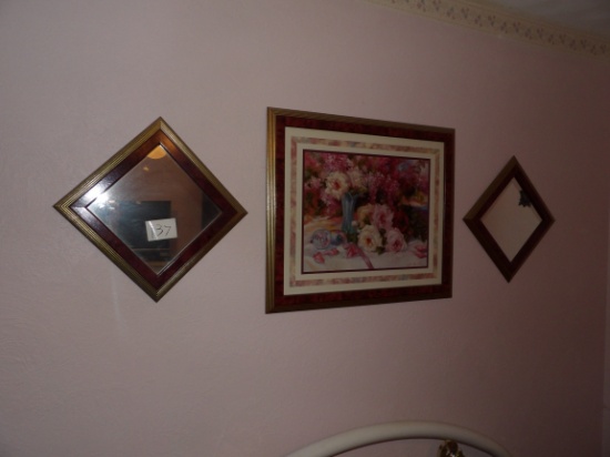2 Mirrors, 4 Pictures, Wall Hanging Items