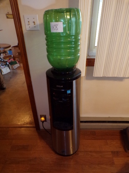 Polar Water Dispenser